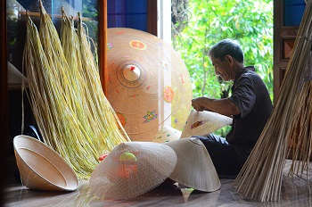 Làng nghề truyền thống hút khách ở Bình Định